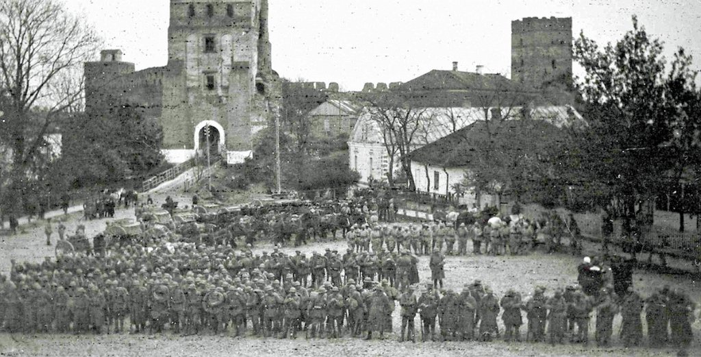 KKE 5999.jpg - Fot. Grupowa. Poświęcenie Sztandaru Wołyńskiego Związku Strzeleckiego, Łuck, 1922 r. Fotografia zrobiona przez Leopolda Kleofasa Paszkowskiego.